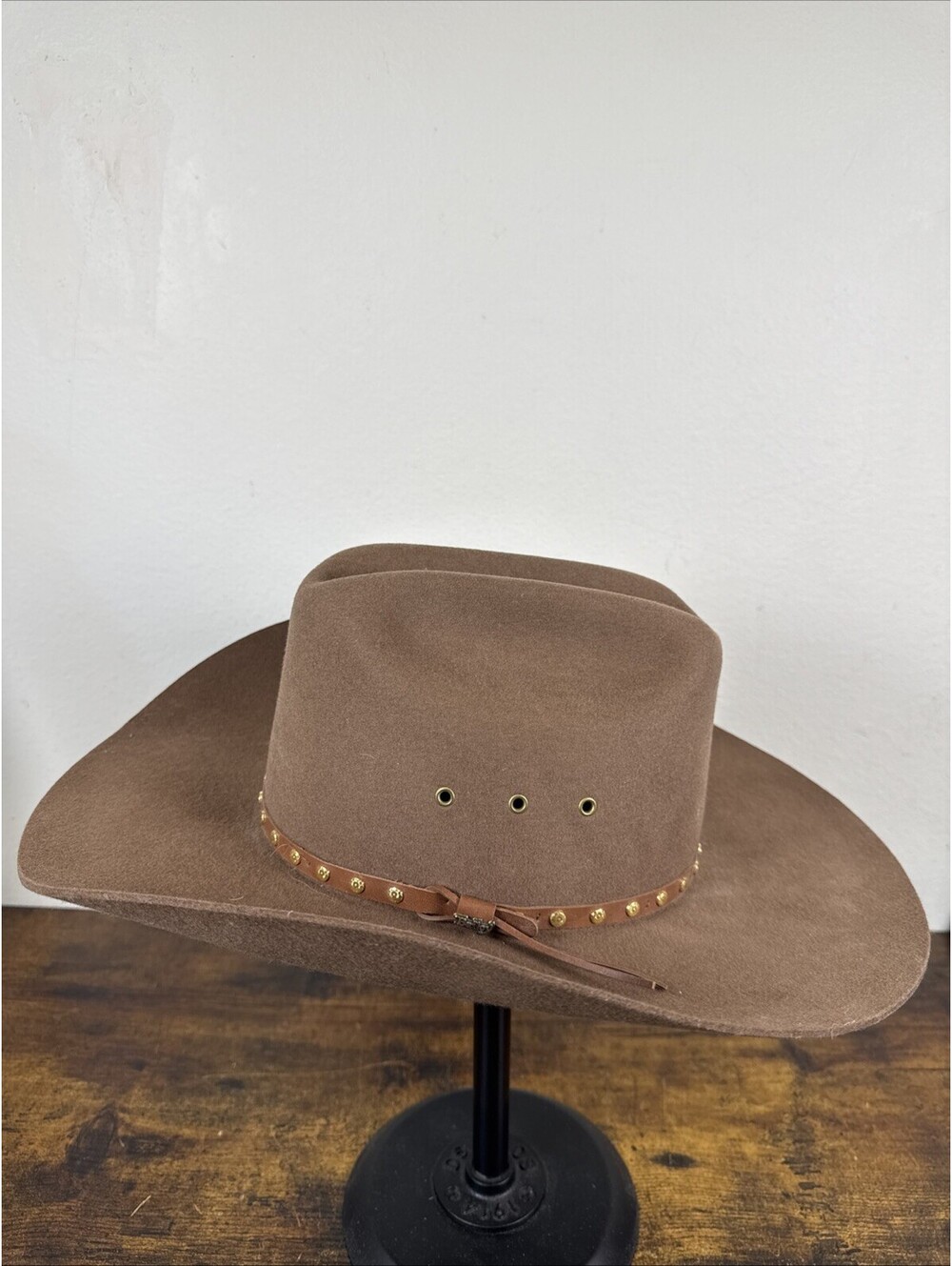 Bailey Tribute Cowboy Hat — Size 7 3/8 — Brown — XX Wool Blend — EUC